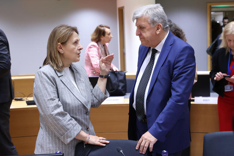 Министър Манол Генов участва в заседанието на Съвета на ЕС по околна среда в Брюксел - 01