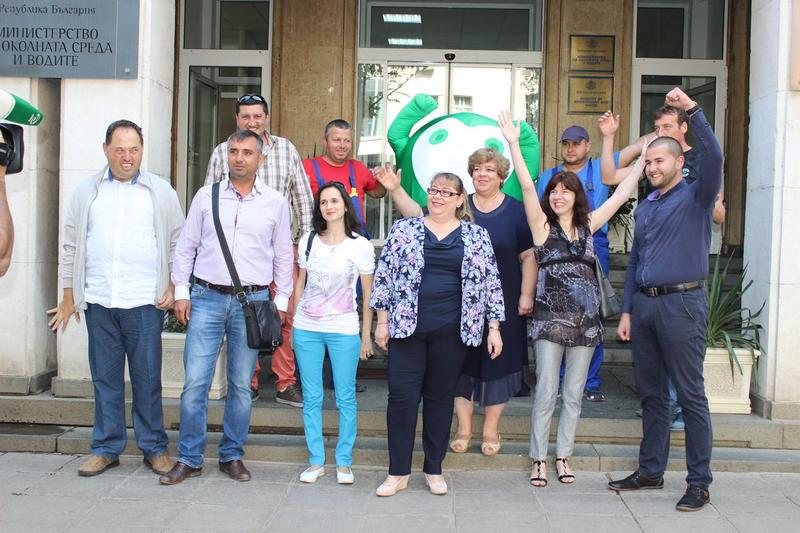 МОСВ осигури чували, ръкавици и гориво за кампанията „Да изчистим България заедно“ - 3