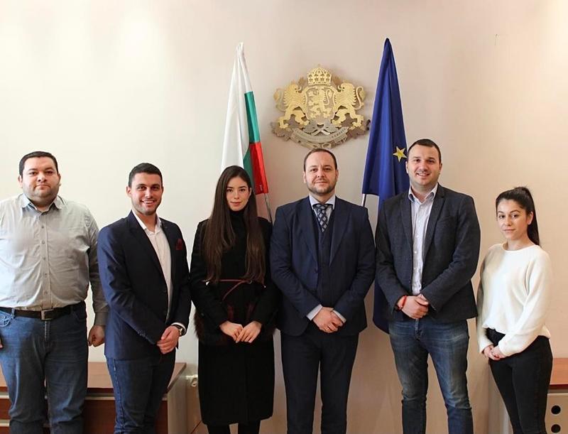 Minister Sandov held a meeting for partnership with the student councils - 01