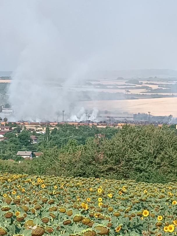 Продължават действията по овладяване на пожара край ТЕЦ „Бобов дол“ - 01