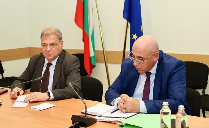 Minister Julian Popov met with representatives of industry organizations on extended producer responsibility - 4