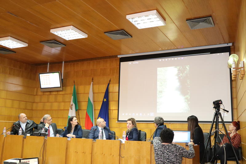 Извънредно заседание на Общинския съвет в Разград - резултати от действията за локализиране на причинителите на неприятни миризми - 2