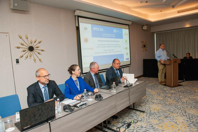 Climate policies as an opportunity for urban development were discussed at a conference under the Bulgarian hosting of the IPCC - 2