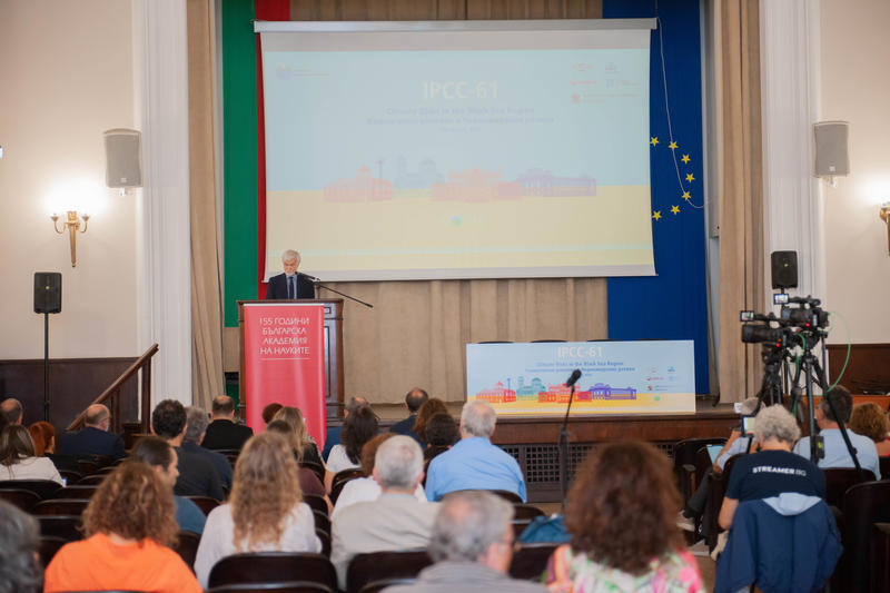 A conference on climate change in the Black Sea region at the Bulgarian Academy of Science launched the Sofia hosting of the session of the UN Scientific Panel on Climate Change - 7