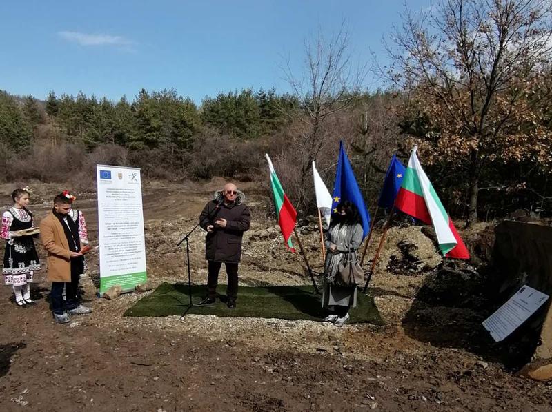 Министър Димитров откри рекултивираното общинско сметище на Бобов дол - 3