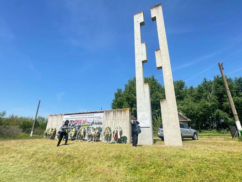 Ministers laid wreaths in tribute to Belene camp prisoners - 4