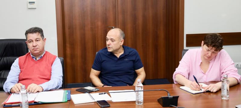 Министър Юлиян Попов: Работим по въпроса за миризмите и се движим към неговото решаване - 01