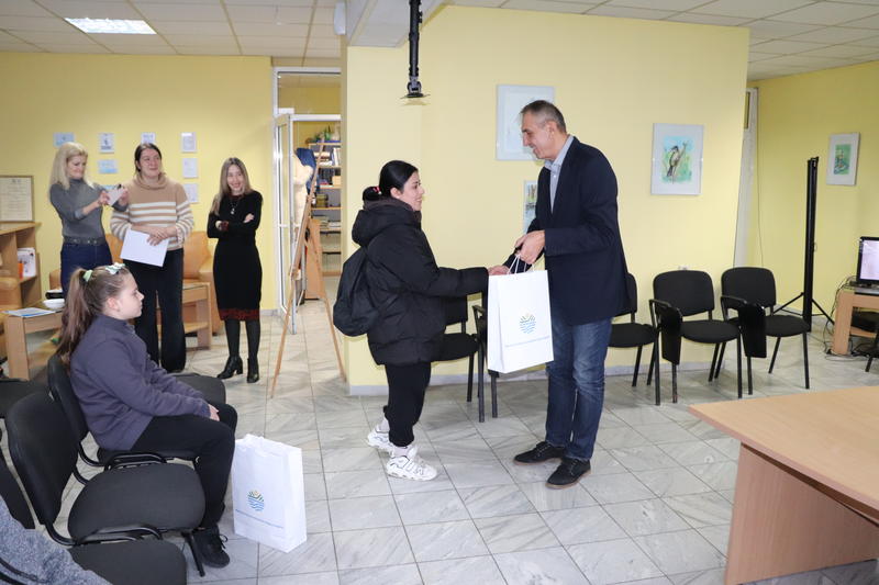 Детският „Отбор на мечтите“ от Русе получи наградата на МОСВ за участието в Danube Art Master - 3