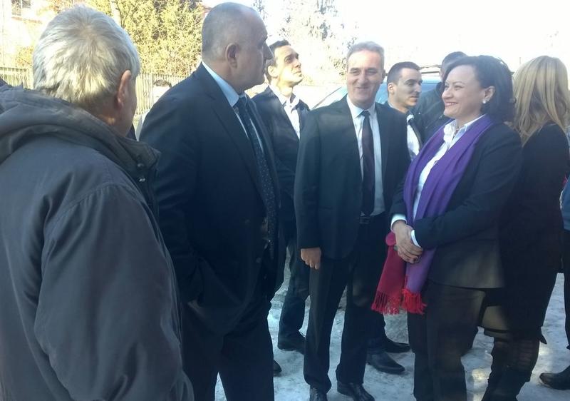 В присъствието на премиера министър Василева подписа договорите за водните проекти на Приморско и Айтос - 01