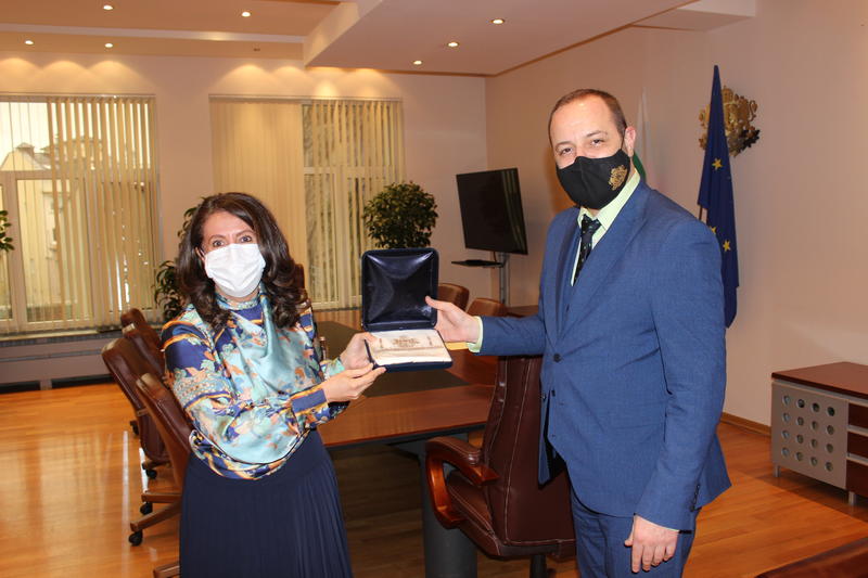 Minister Sandov met with US Ambassador H.E. Mrs. Hero Mustafa - 2