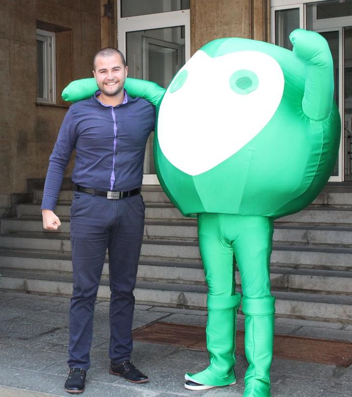 Зеленко помага за 15 септември - 01