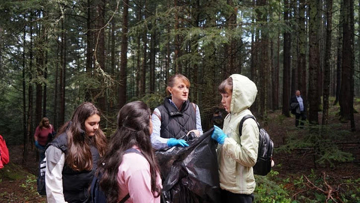 Minister Rositsa Karamfilova at a children’s event in Panichishte: After us, you take over the responsibility for nature conservation - 01