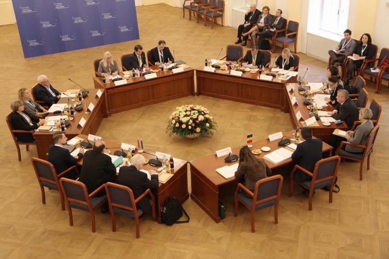 Зам.-министър Николова участва в среща на държавите от Вишеградската четворка плюс България и Румъния - 01