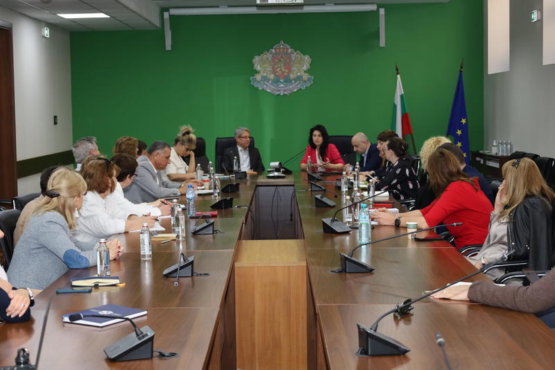 В МОСВ се проведе експертна среща за запознаване с румънския опит при въвеждането на депозитна система - 01