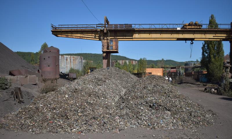 Установен е източникът на неприятни миризми в Перник - 01