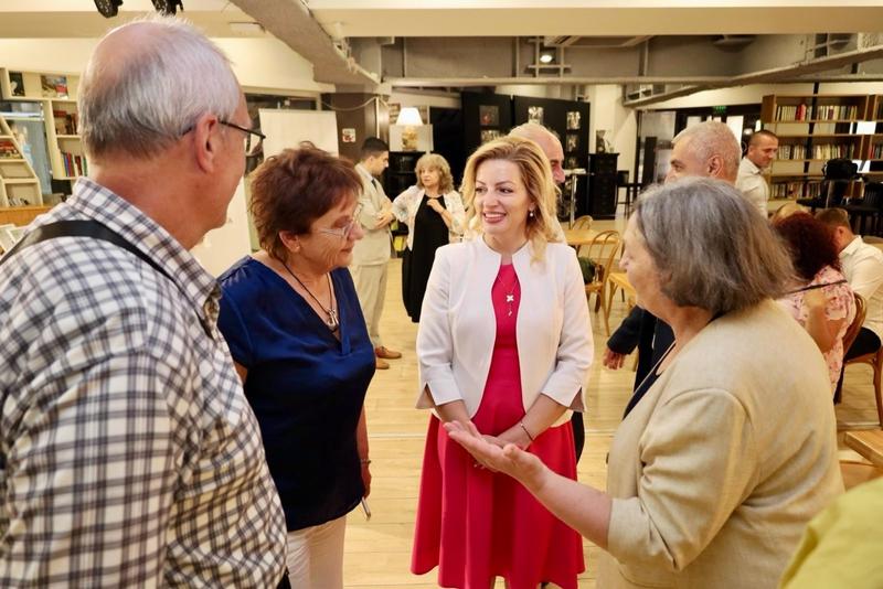 Deputy Minister Reneta Koleva presented the first award in the “Mimi Pramatarova” competition - 4