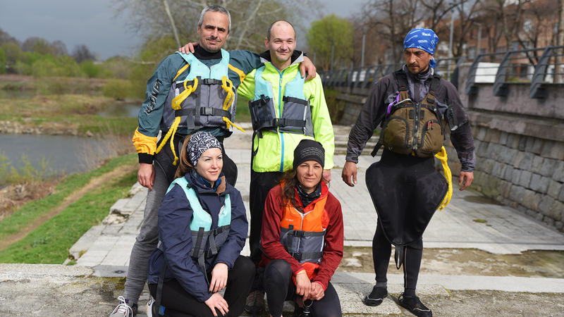 Екипът на РИОСВ – Пловдив почисти водите и коритото на река Марица в Световния ден на водата - 5