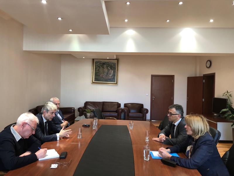 Автопроизводителите подкрепят министър Димов за по-строг контрол на вредните емисии - 01