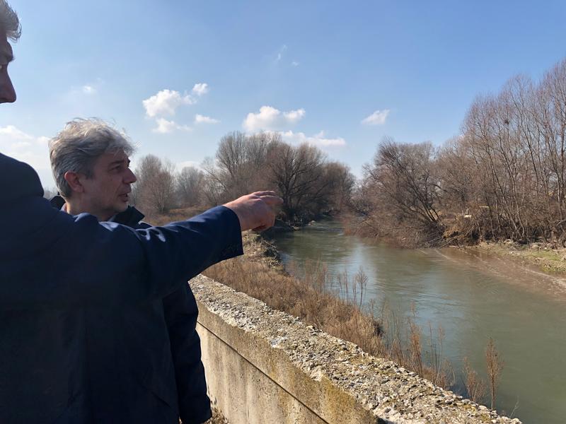 Министър Димов провери аварийното възстановяване на проходимостта на река Чая при с. Катуница - 01