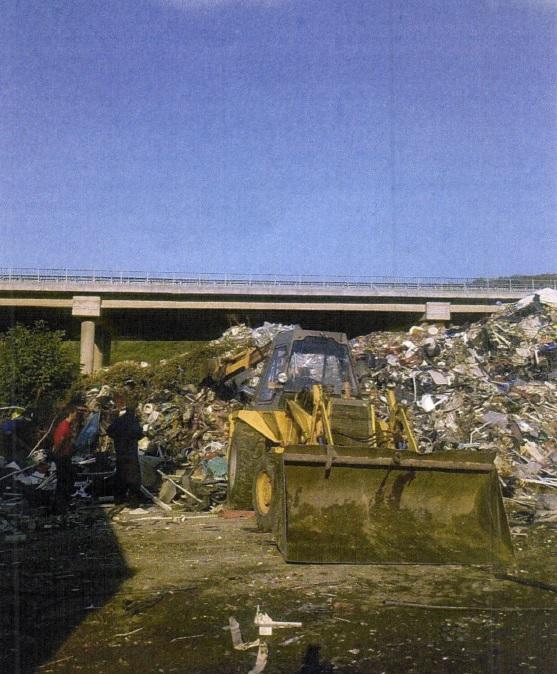 По инициатива на министър Димитров „Балканфарма-Дупница“ започва разчистване на отпадъци до моста на АМ „Струма“ - 01