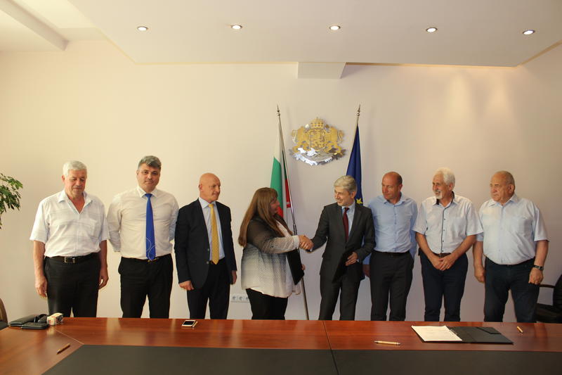 Златица и още шест общини ще изграждат инсталации за преработка на отпадъци - 01