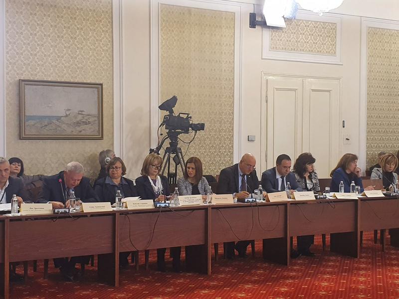 Министър Димитров: Сега е моментът за законодателни промени за по-добър контрол на отпадъците - 01