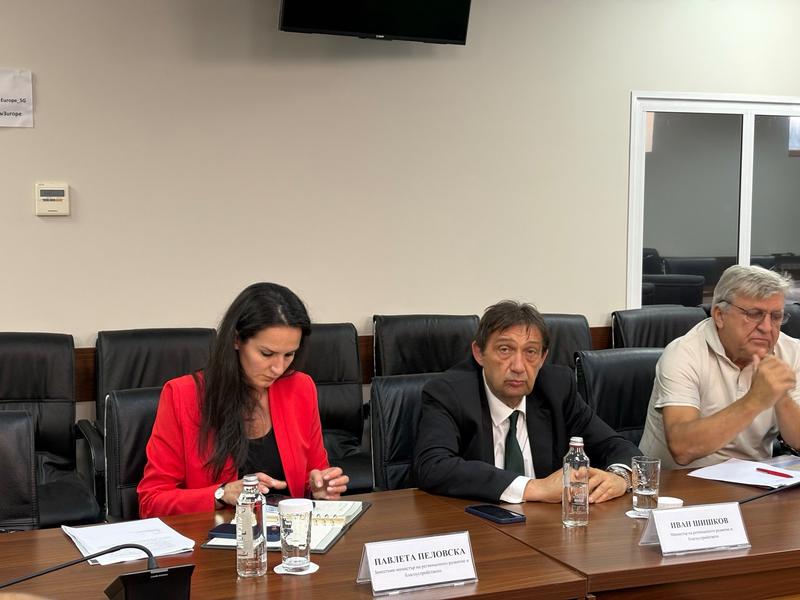 МОСВ и МРРБ координират спешни мерки за ускоряване на ВиК проектите по Програма „Околна среда“ - 3