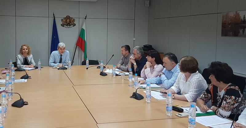 Министър Димов и сдружението на общините обсъдиха финансирането на проекти в сектор „Води“ - 01