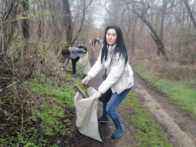 Екипите на РИОСВ и ДГС – Бургас, почистиха защитена местност „Ченгене скеле” - 5