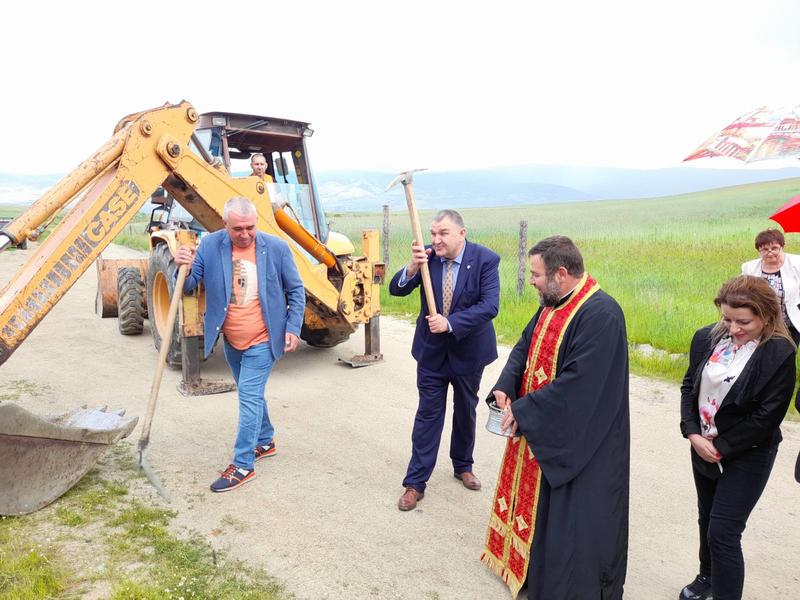 Reneta Koleva attended the groundbreaking ceremony for landfill restoration in the Municipality of Sapareva Banya - 4