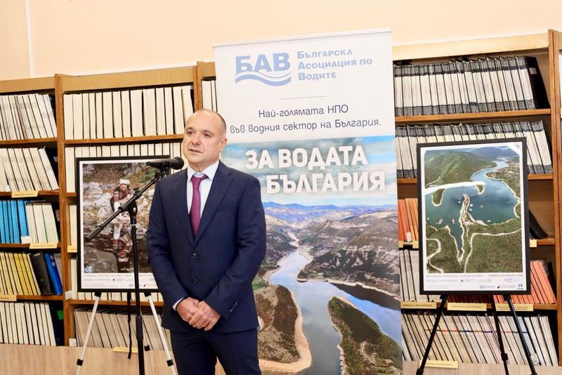 Deputy Minister Petar Dimitrov launched the photo exhibition 
