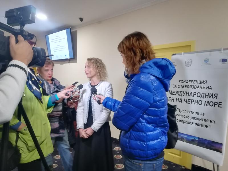 Зам.-министър Николова откри конференцията за Международния ден на Черно море - 2