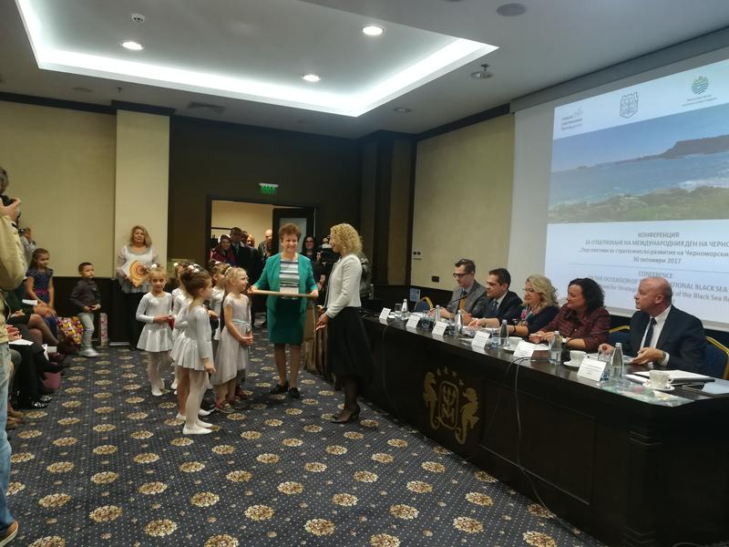 Зам.-министър Николова откри конференцията за Международния ден на Черно море - 7
