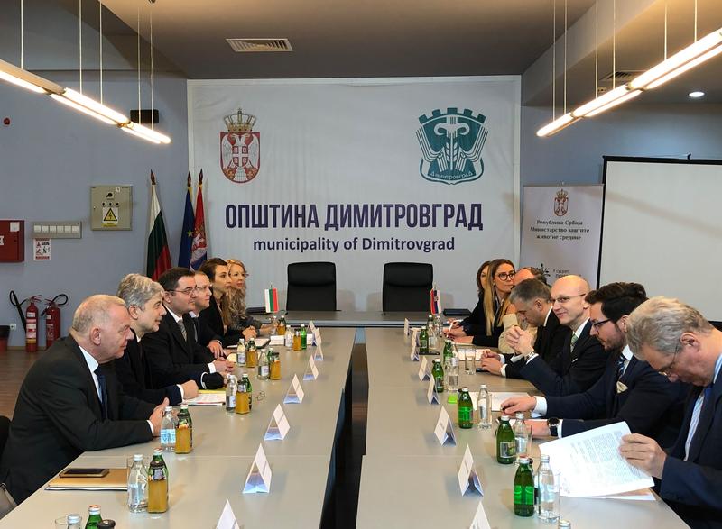 Министър Димов постави пред сръбския си колега въпроса за екологичното състояние на река Драговищица - 2