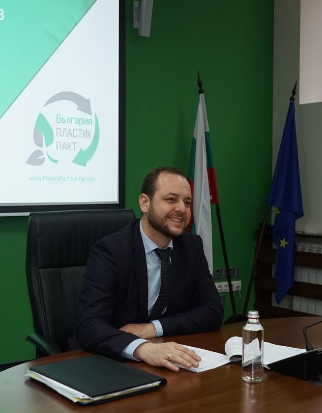 Minister Borislav Sandov discussed aspects of the circular economy with the Bulgarian Chamber of Commerce - 01