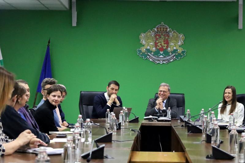 Minister Julian Popov met with experts for a discussion on the next steps for the restoration of Sofia’s rivers - 3