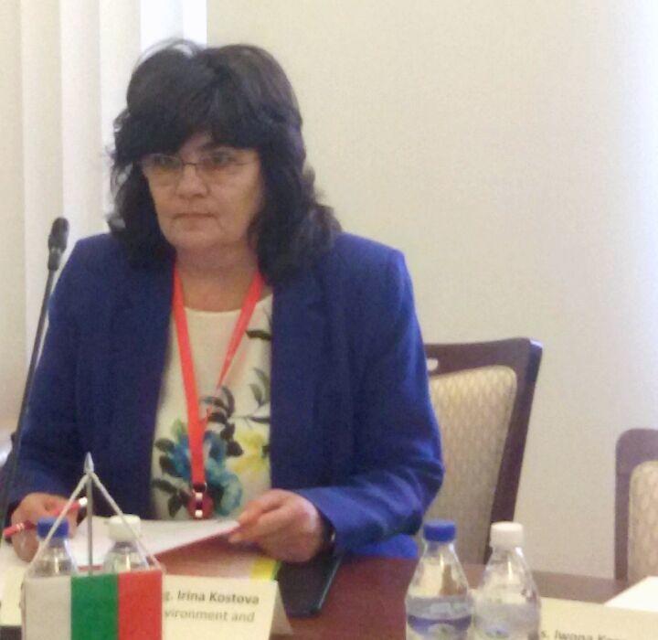Министър Костова обсъди ПУРБ с колегите си от Вишеградската четворка и Румъния - 01
