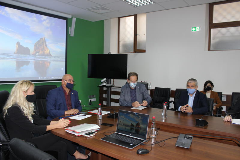 Министър Димитров: Средствата от такси за водите ще се връщат във водния сектор - 01