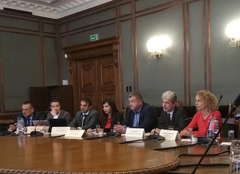 Националната програма за въздуха беше представена в парламентарната комисия по околна среда и води - 01