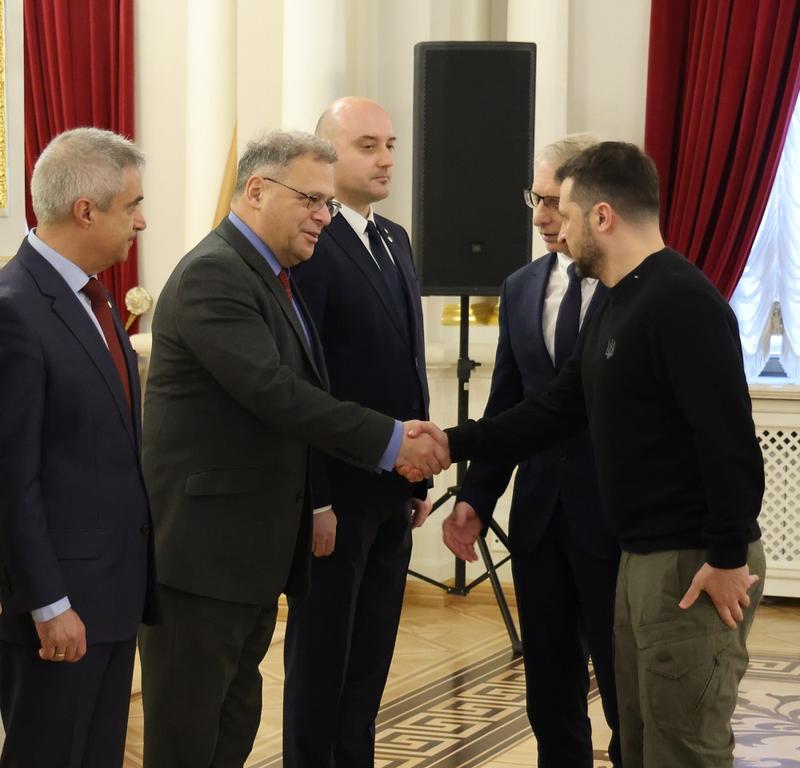Minister Julian Popov is part of the Bulgarian delegation led by the Prime Minister Nikolay Denkov in Kiev - 01