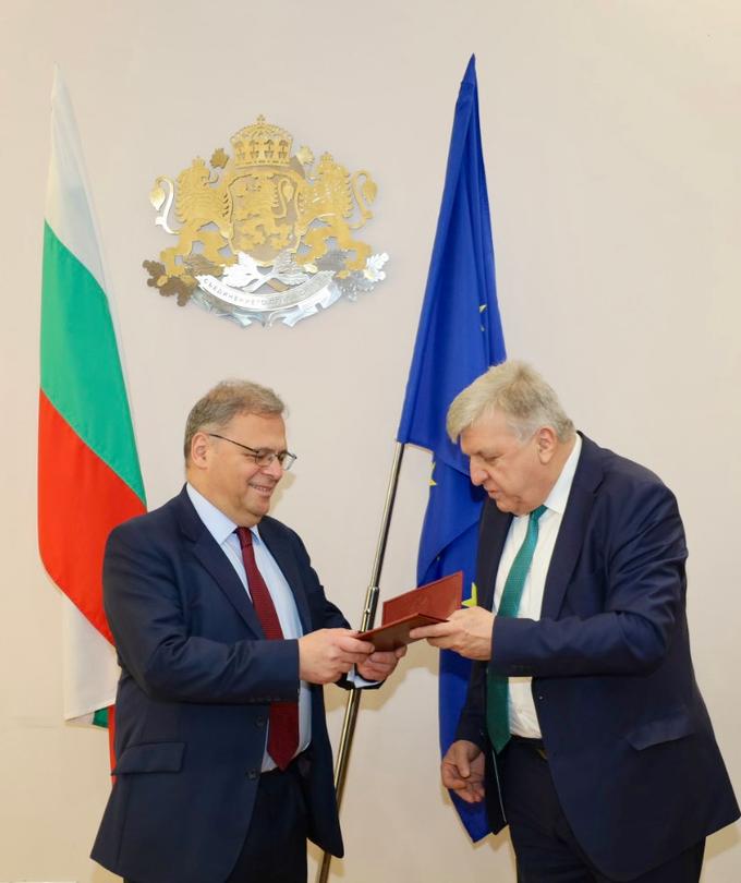 Юлиян Попов пое поста министър на околната среда и водите от Манол Генов - 01