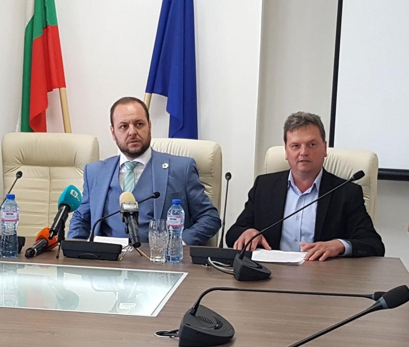Environmental solutions for the region of Vratsa were discussed by Minister Borislav Sandov and the regional governor - 01