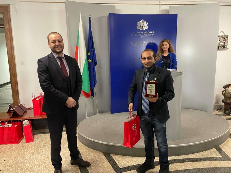 Minister Sandov awarded Roma community educational mediators - 6