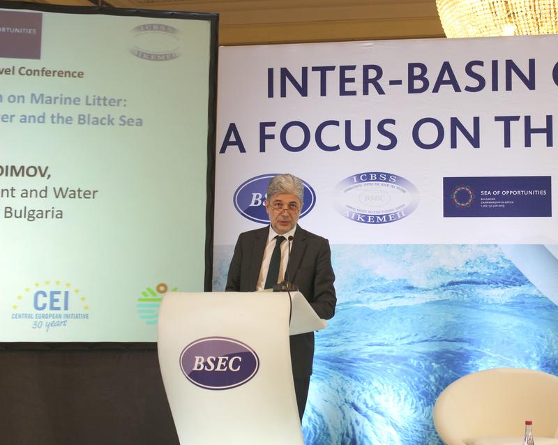 Министър Димов откри конференция за опазване на морската околна среда - 01