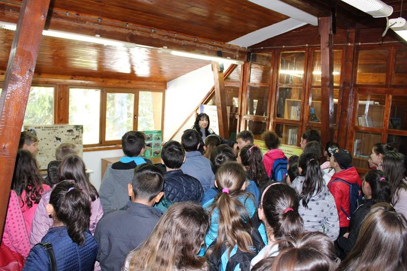 ДНП „Рила“ и ученици от Сапарева баня отбелязаха 50-годишнината на резерват „Скакавица” в Паничище - 2