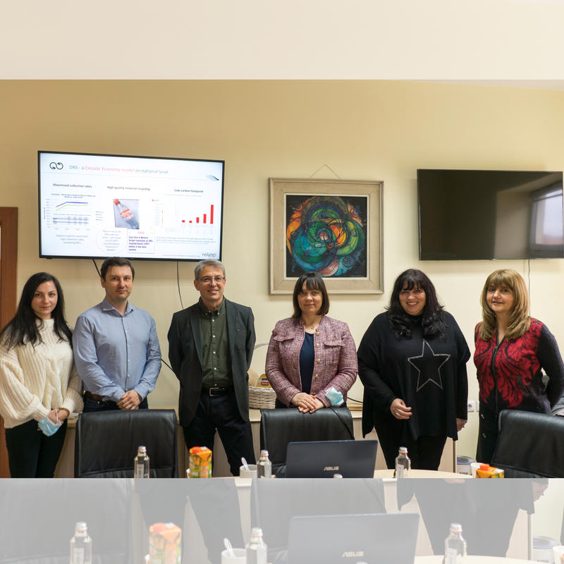 Deputy Minister Nikolay Sidzhimov exchanged experience with NGOs on the introduction of a packaging deposit system - 01