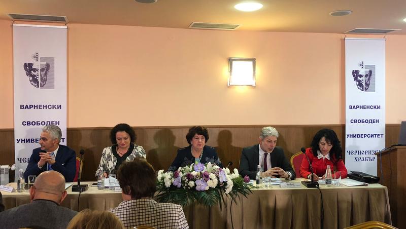 Министър Димов призова общините за намаляване на отпадъците и повече рециклиране - 01