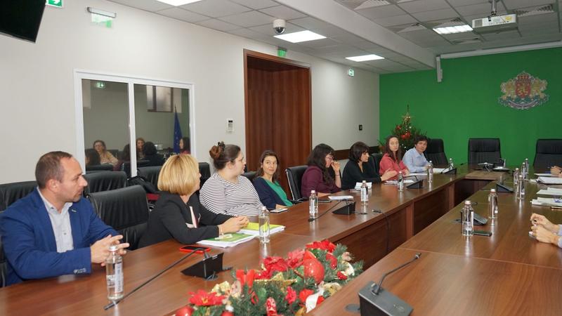 Deputy Minister Reneta Koleva and NGO representatives discussed investment intentions for waste treatment in the Varna region - 2