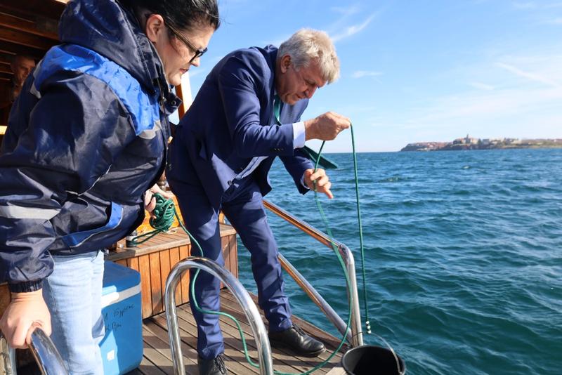 Minister Manol Genov: The bluer the Black Sea, the clearer its future - 10