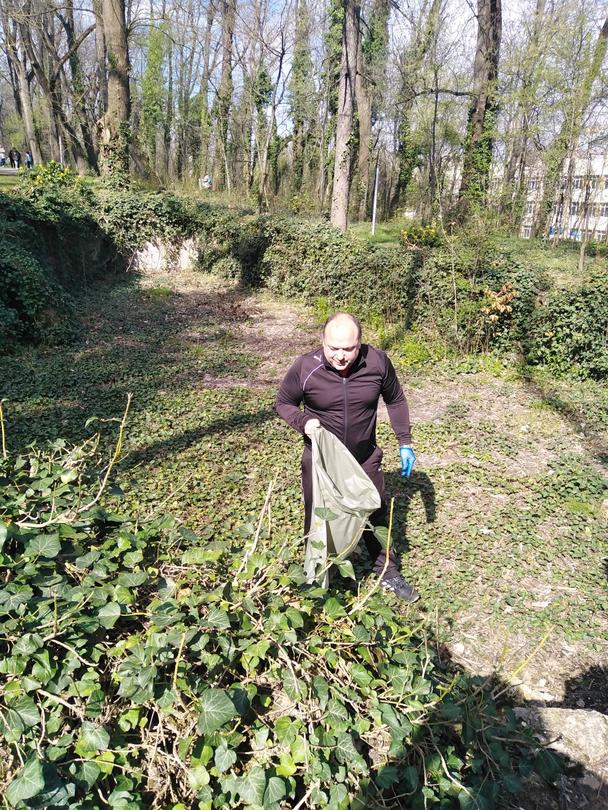 The Team of RIEW-Pleven cleaned “Skobelev Park” - 2